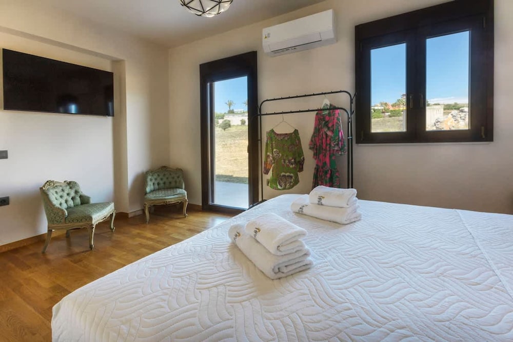 Villa Haria - Lux Villa With Private Pool in Crete