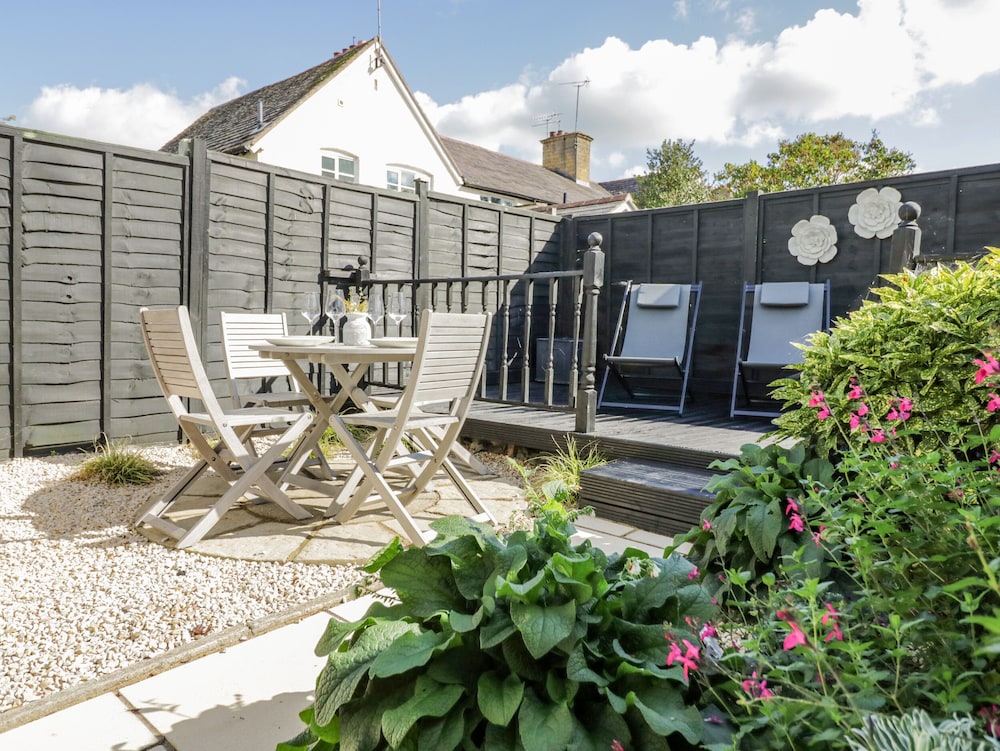 Blossom Cottage