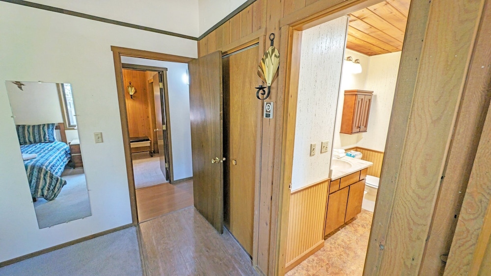 Bobcat 7 2 Bedroom Home