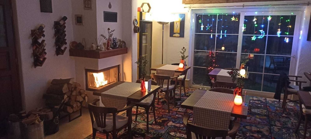 Alaçatı Otel Rebetiko - Image 11