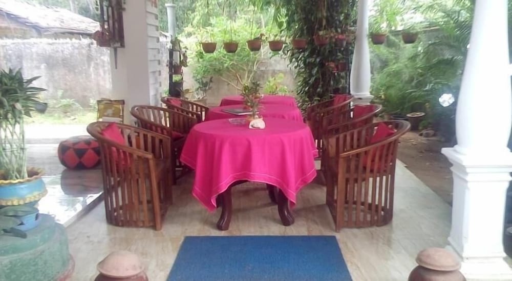 Rock Cascade Homestay