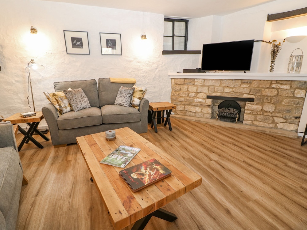 Ellie's Cottage