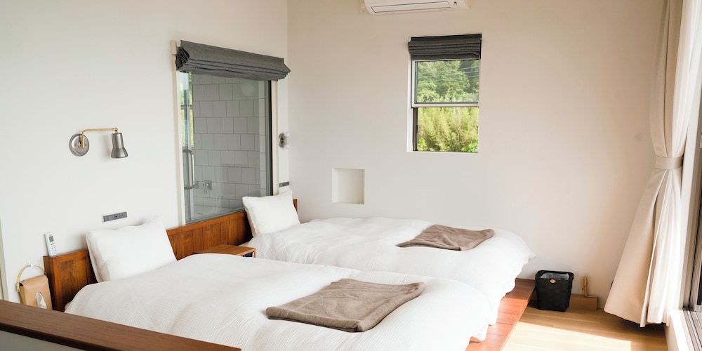 HOLLY CAMP CASA