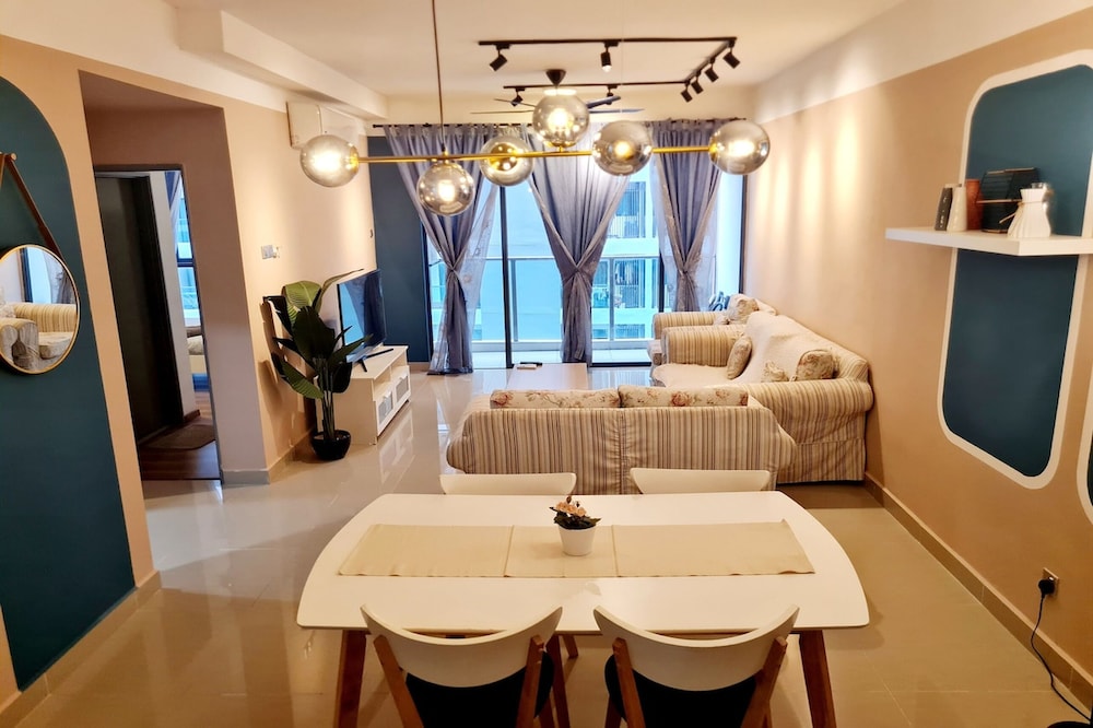 Amerin Residence Mall Apartments