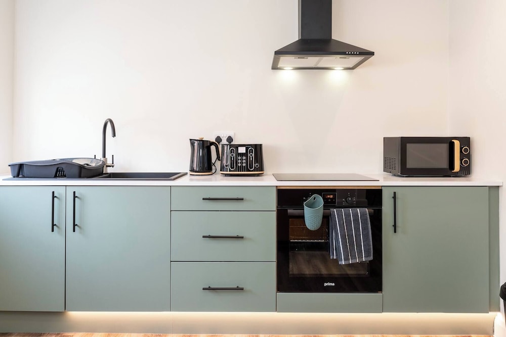 Aurum 6 - Chic 1BR Stay by DMU & City Centre
