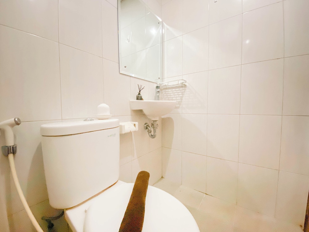 Comfort Living Studio at Monroe Tower Apartment