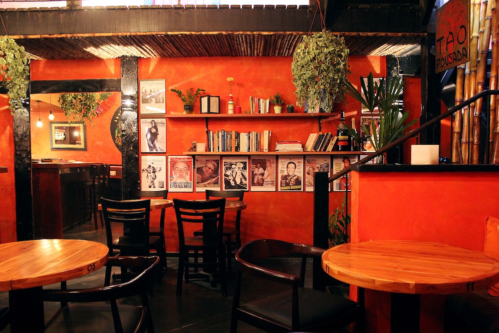 Tao Bar & Pousada