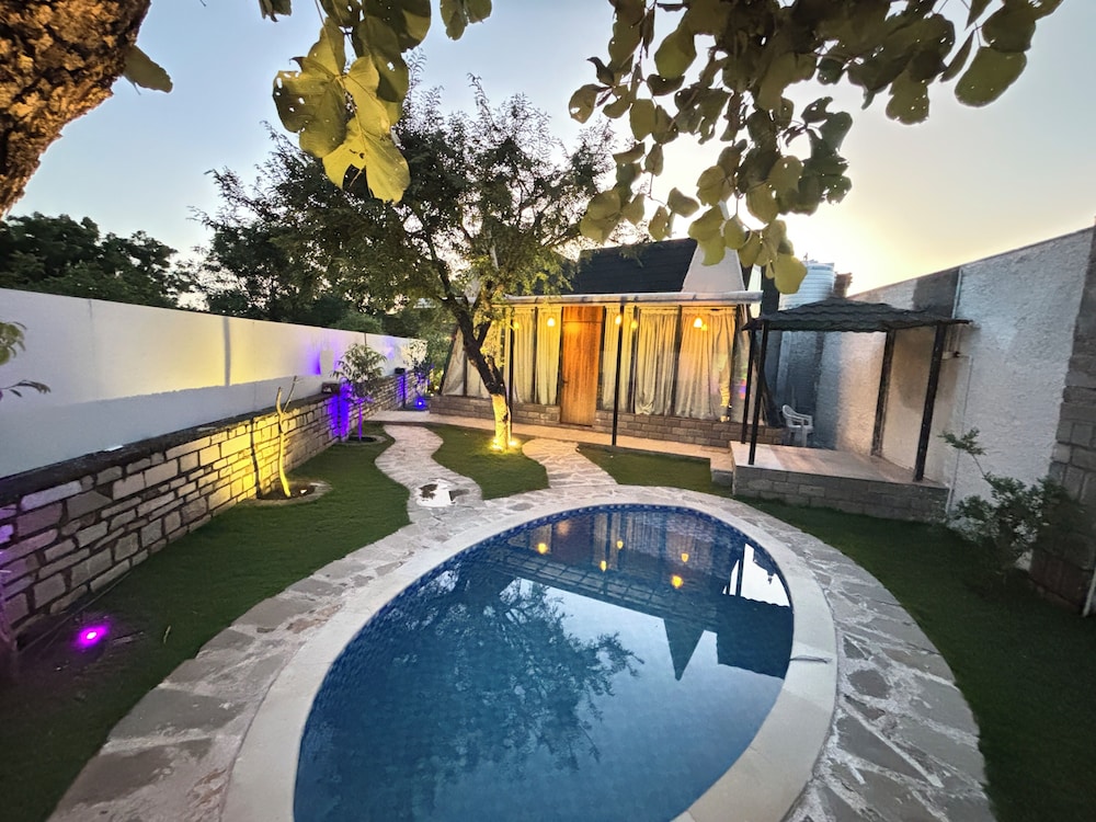 Green Hills Farm & Resorts