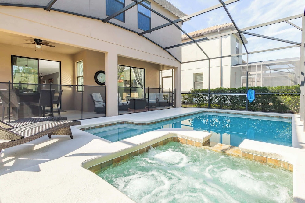 Solterra Dream Escape For 14!