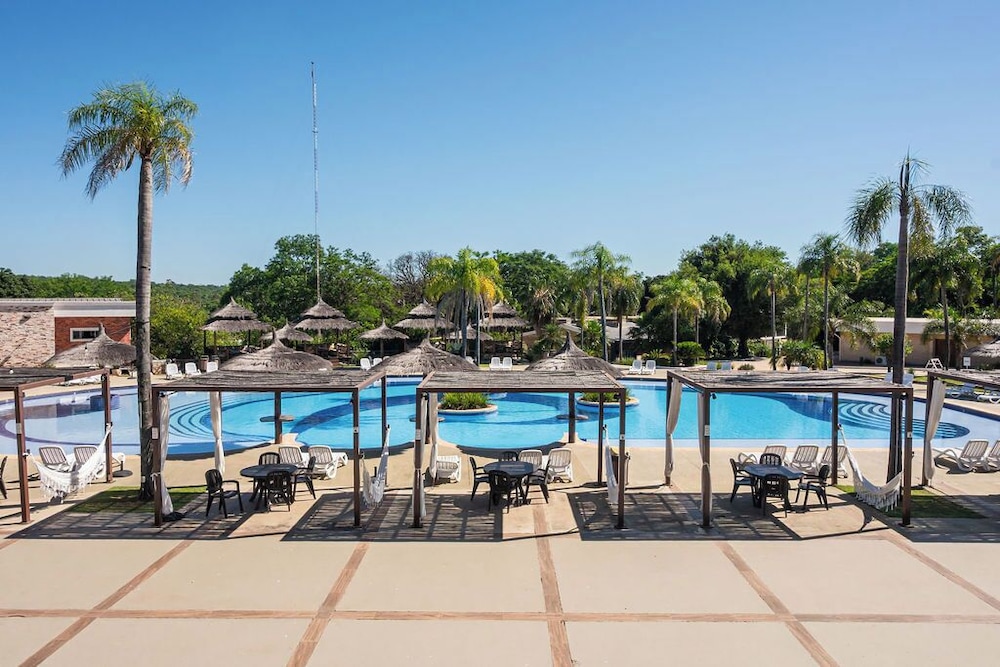 Papalo Resort Hotel