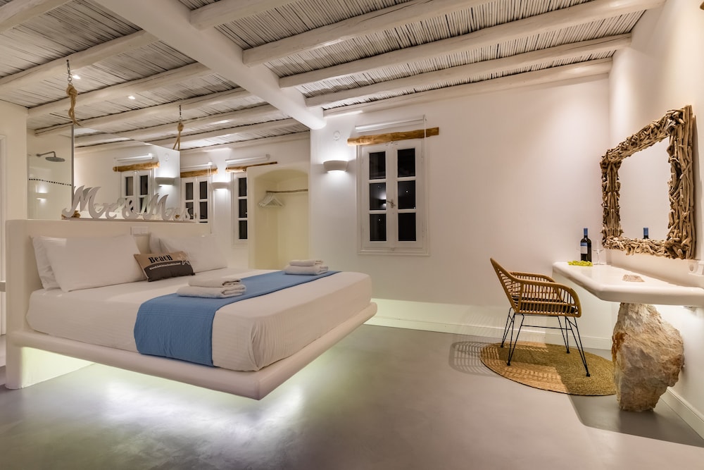 Evlalia Studios & Villas