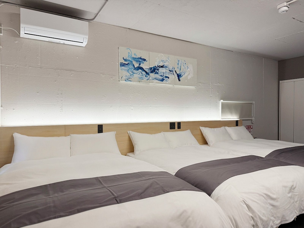 Reno bld 301