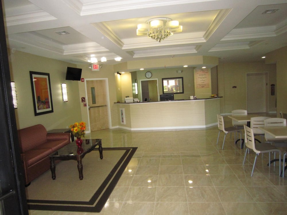 Red Carpet Inn And Suites Monmouth Jtc