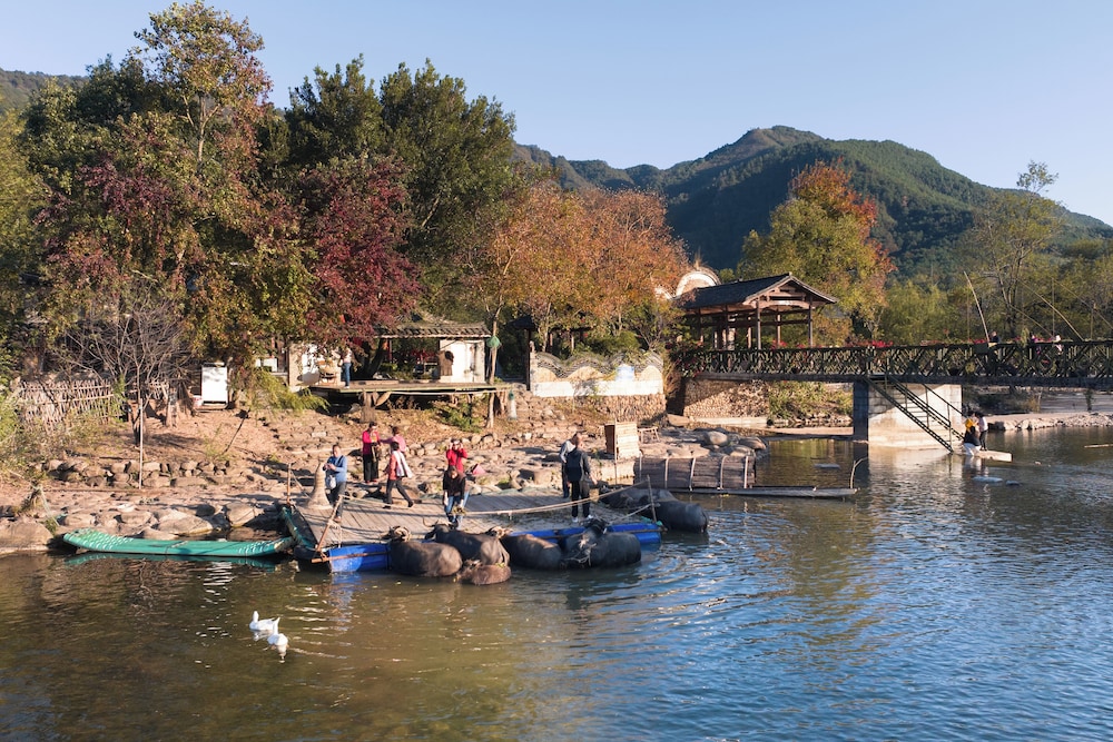 Li River Craftsman Village Guilin