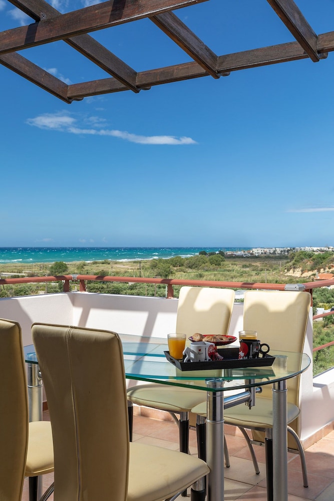 Apollo Sea View Apartment view 3