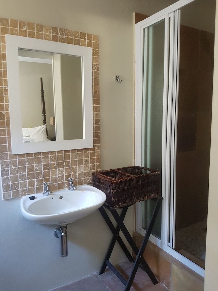 Melkbosch Guesthouse