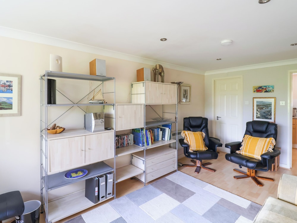 50 Fernhill Heights
