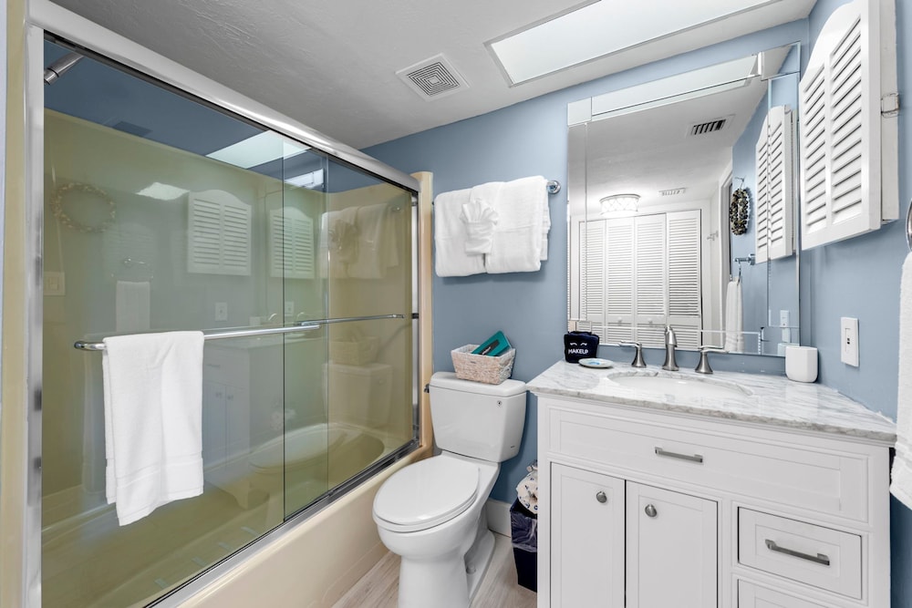 Loggerhead Cay 472 - Beach Front Pet-friendly