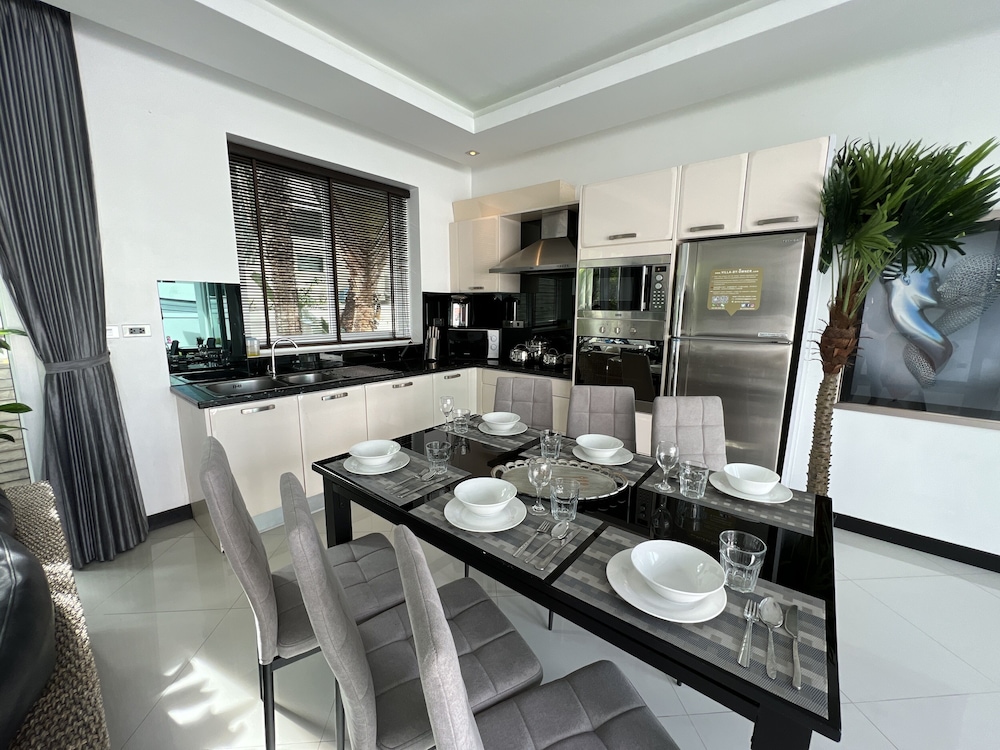 Premium Pool Villas Pattaya