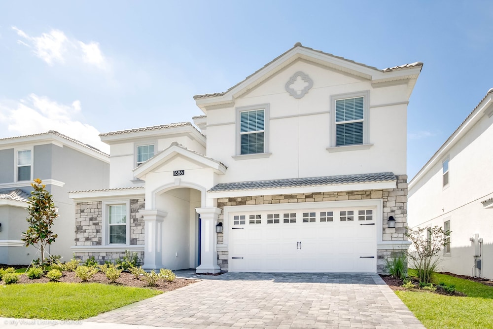 1686 Champions Gate 8 Bedroom Resort Villa - Image 1