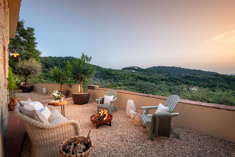 Le Due Terre Farmhouse