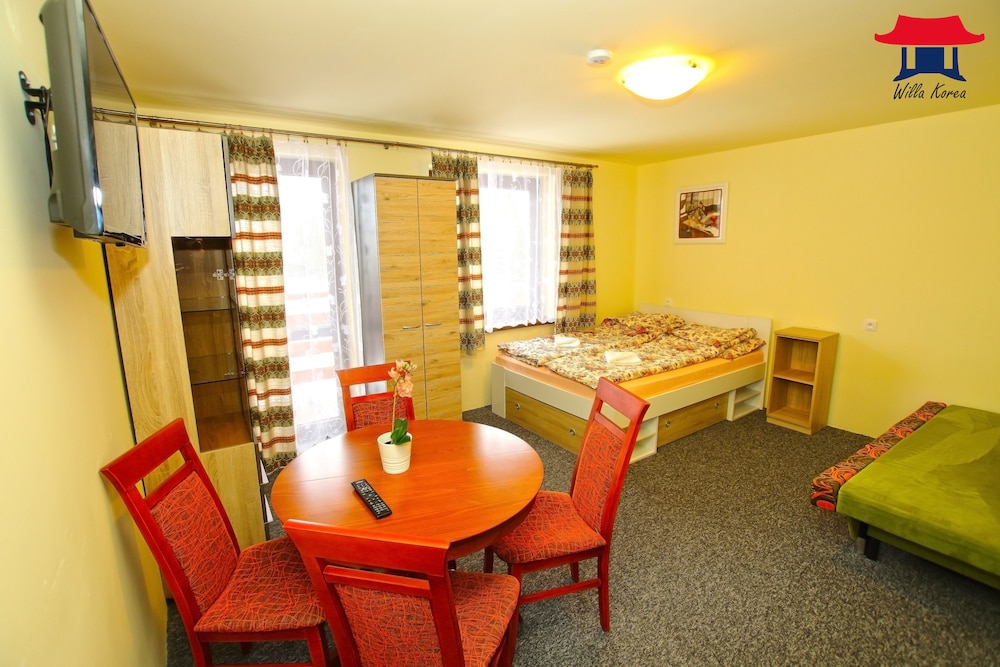 SEUL WILLA  Guest house n Restaurant view 4