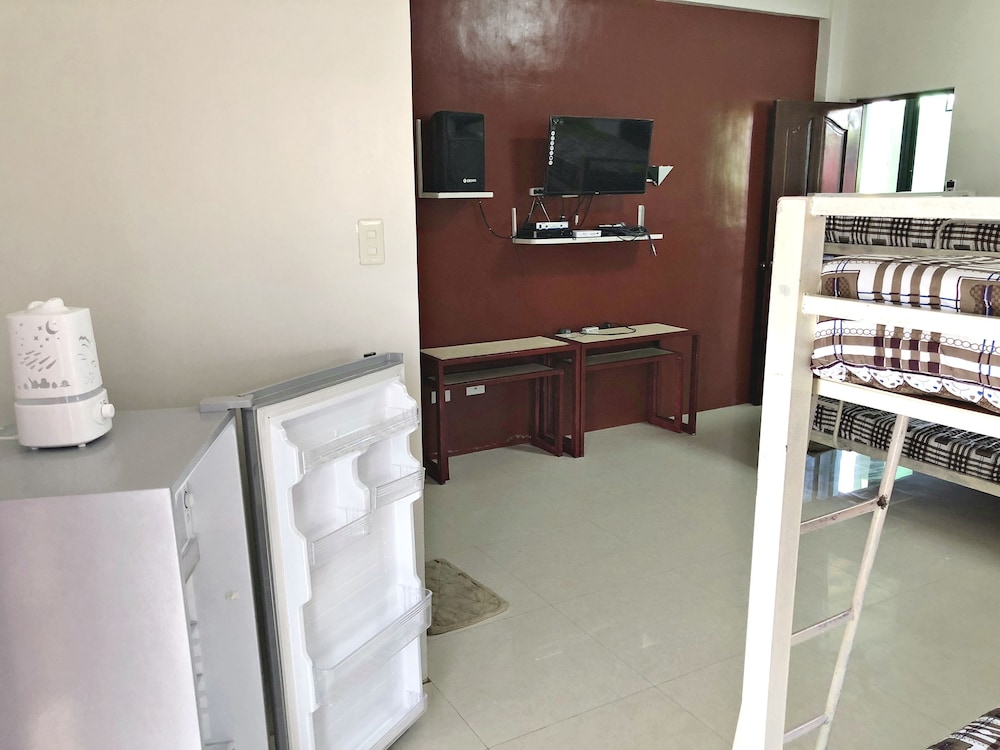 Antipolo Beach Haus Main