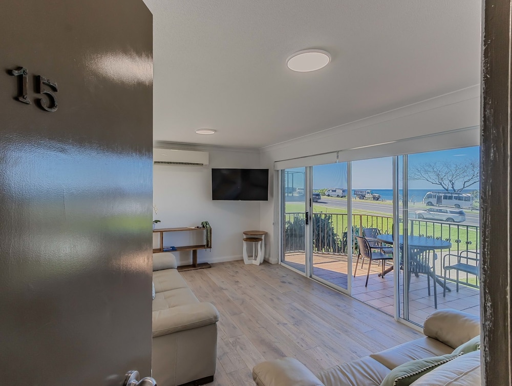 Cabarita Beachfront with Headland Views - Apt 15