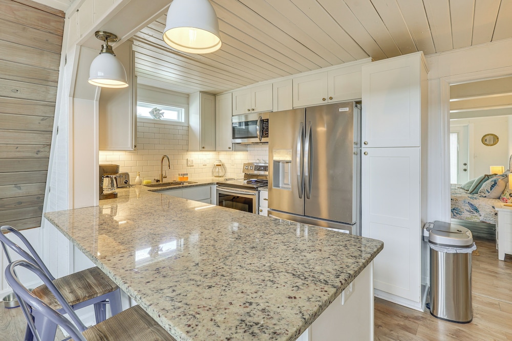 Unique A-frame Beach House: 'the Beacon at Oib'