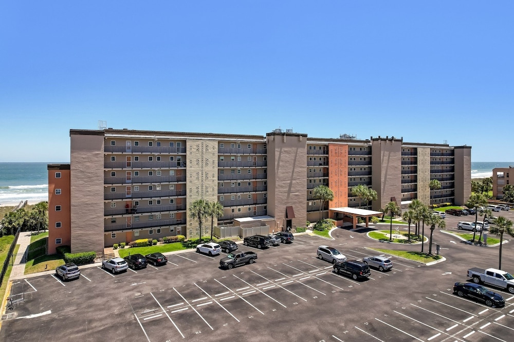 Popular Amelia South Panoramic Ocean View Condo by RedAwning view 3