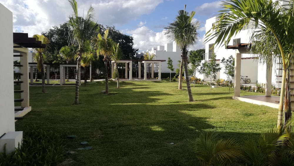 Villa Love by Akua view 5