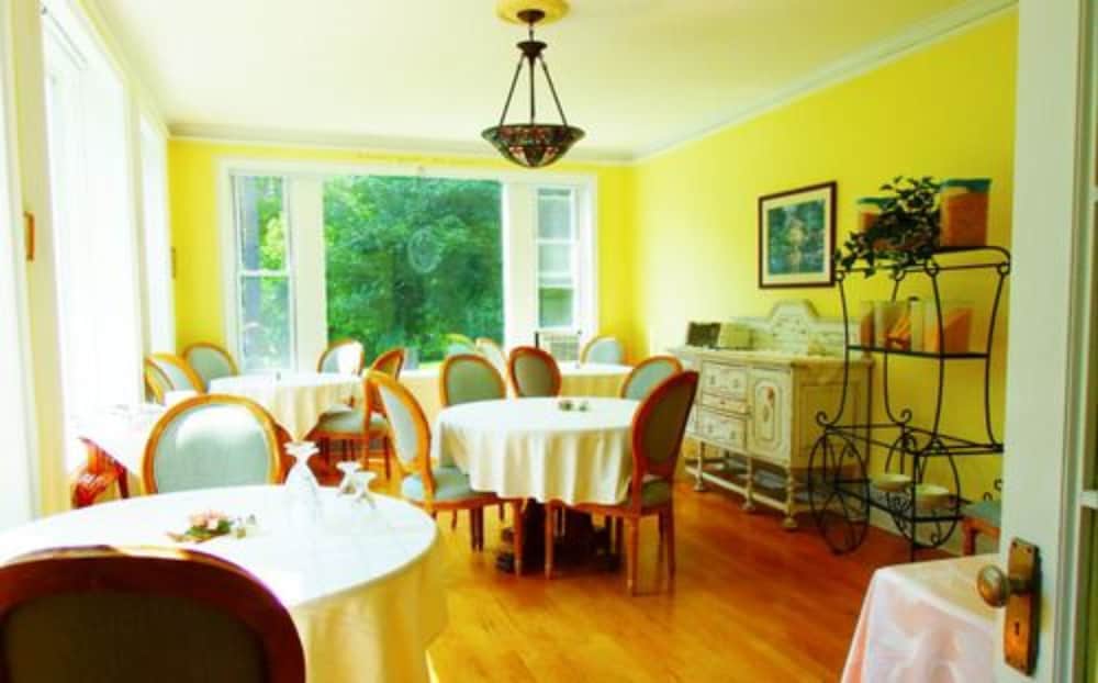 Marble Mansion Inn