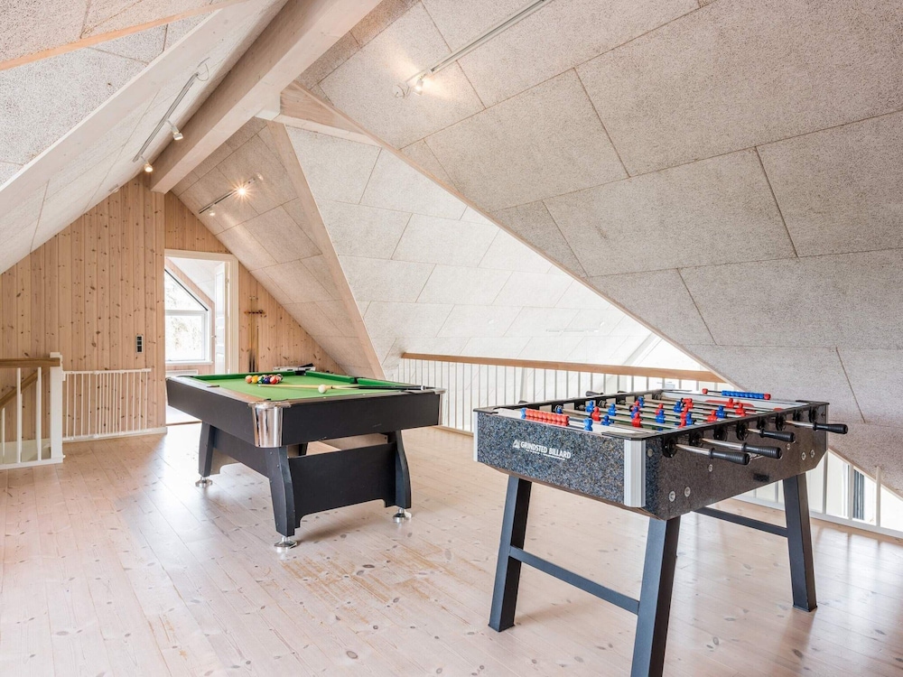 10 Person Holiday Home in Blavand view 3