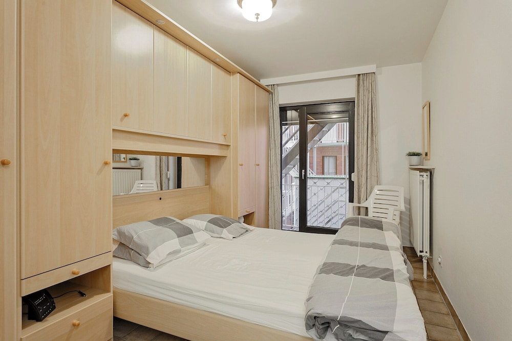 Apartment in Blankenberge Near Belgium Pier