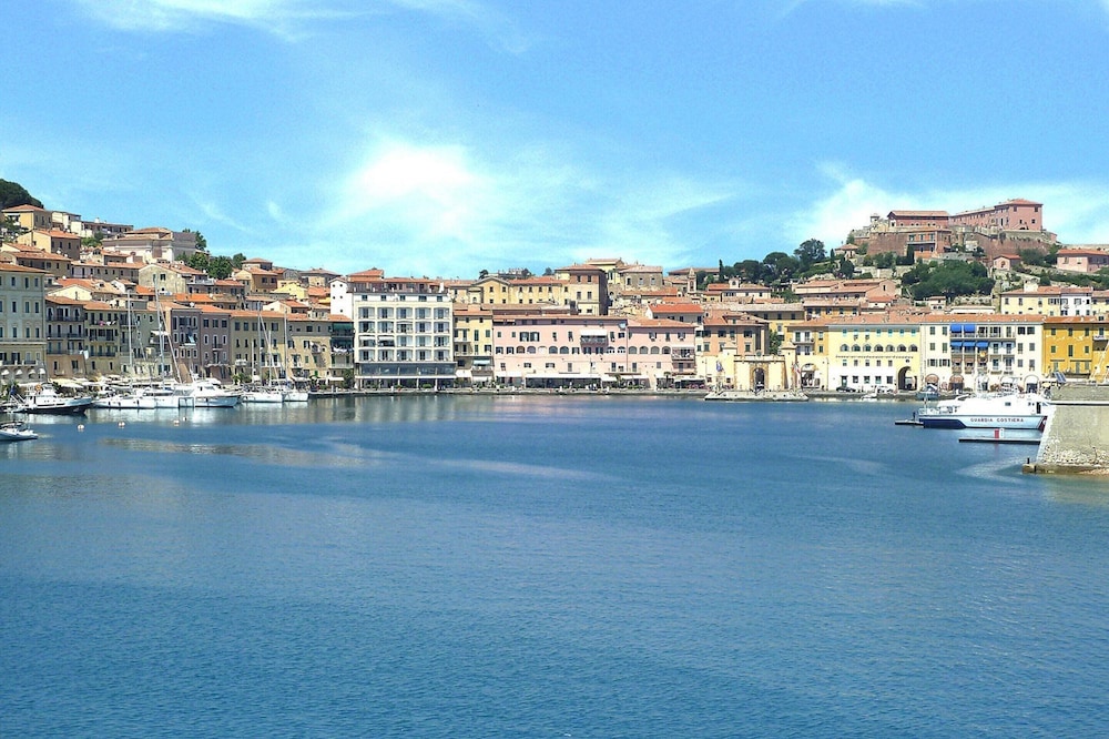 Villa in Rio Nell Elba With Pool view 3
