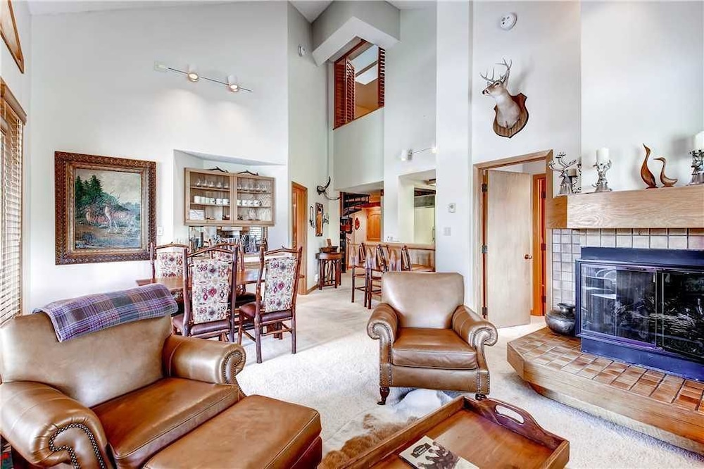 1303 Trappeur's Lodge, Trappeur's Crossing Apartment 2
