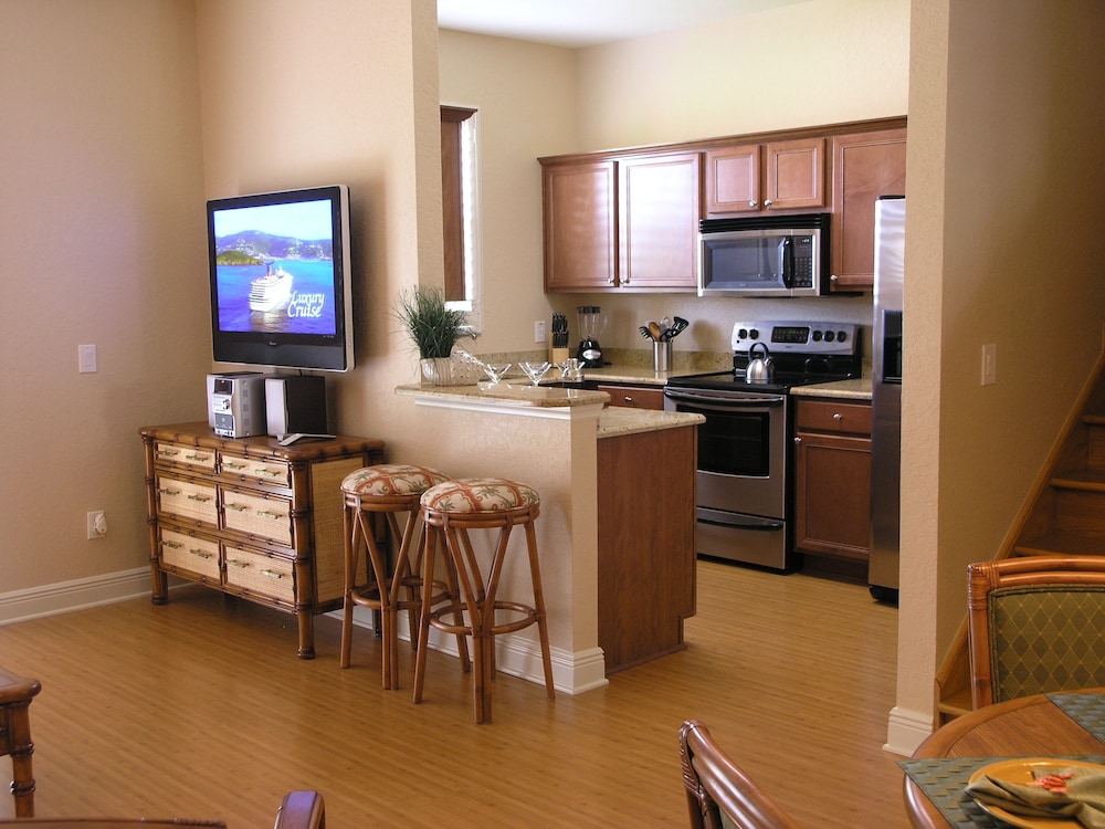 Villas At Regal Palms