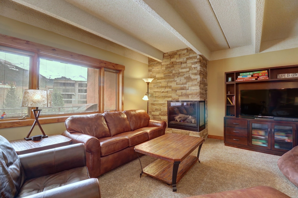 SkyRun - Copper Mountain Resort Vacation Condos