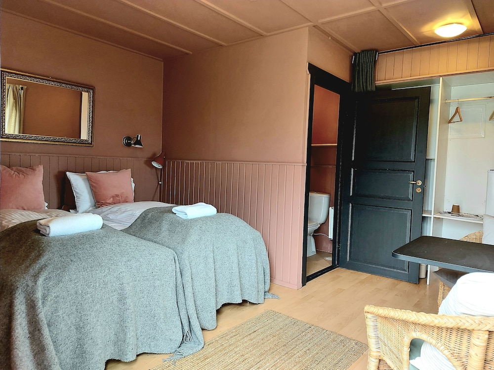 Riverfront Lodge view 5