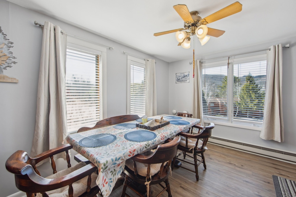 Hullabaloo 23E - Upgrade End Unit With Mountain Views 2 Bedroom Townhouse by The Summit at Gore Mountain