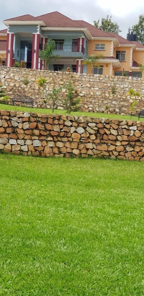 Photo 34