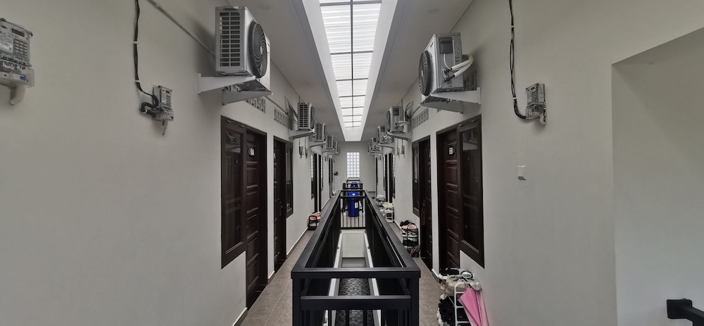 Hotel O Madina Homestay