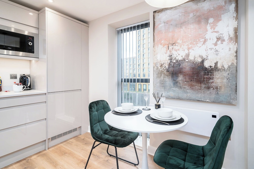 Charm of Leeds in With A Stylish Getaway