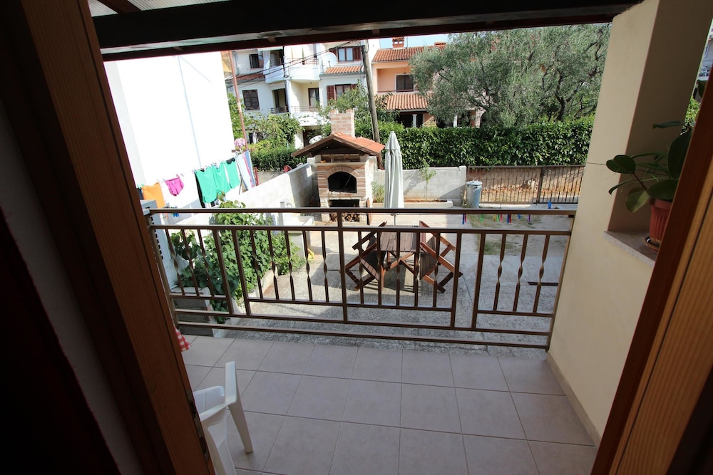 Room and Apartments Mariza view 5