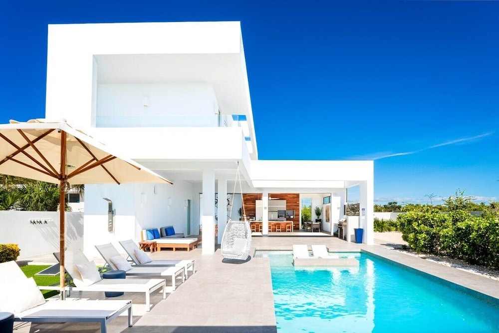 Luxury 3bdr Villa, Oceanview, Hotel Amenities v4
