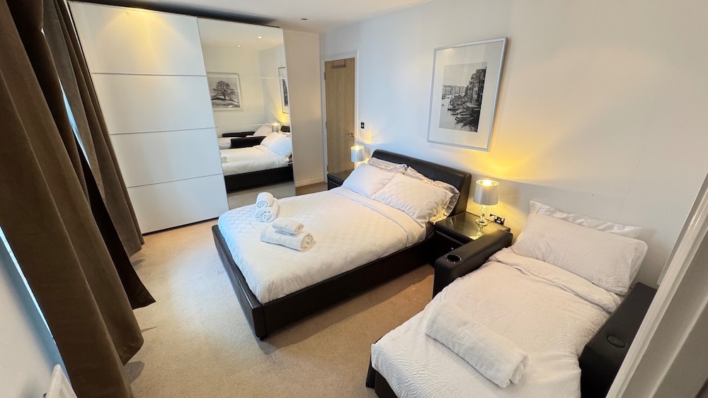 2-bed Apt, Sleeps 7, 5 Mins to Camden Market