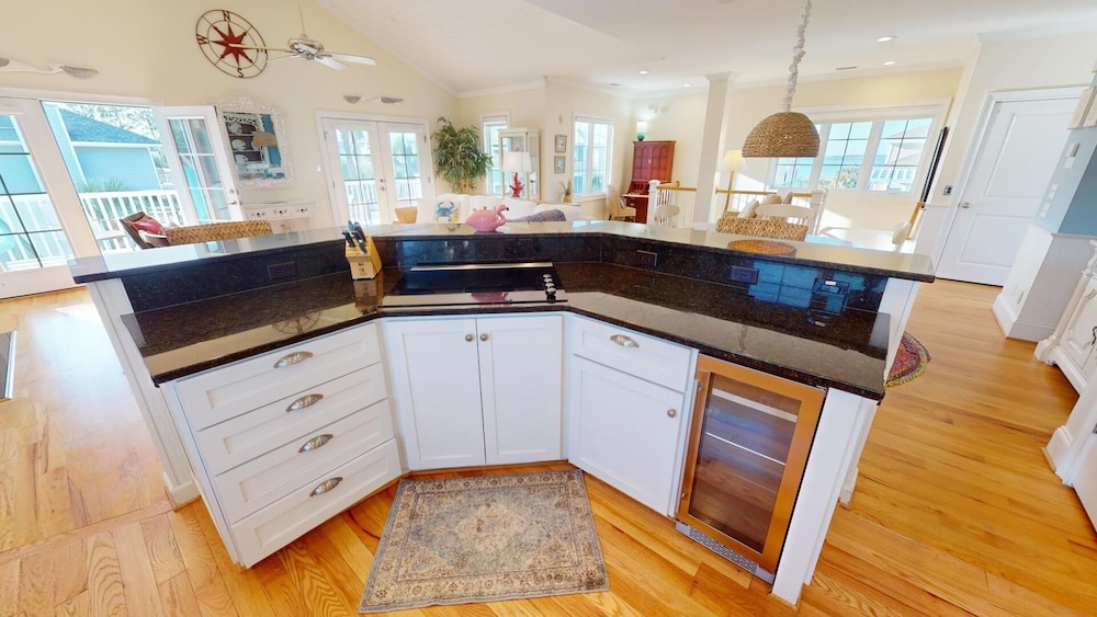 Mimi's Mermaid's & Memories by Tybee Vacation Rentals