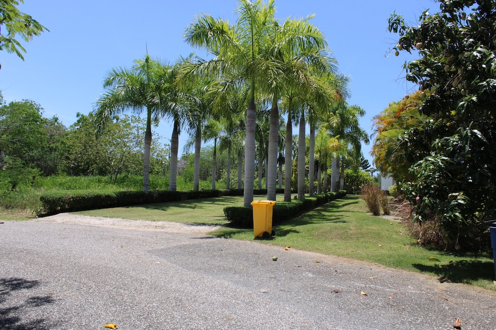 Villa MB