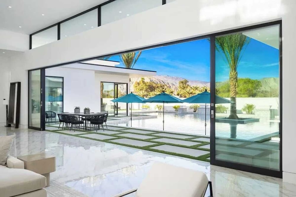 Pool, Hot Tub & Putting Green Minutes From Dining & Golf Bravo Villa #13 by Avantstay