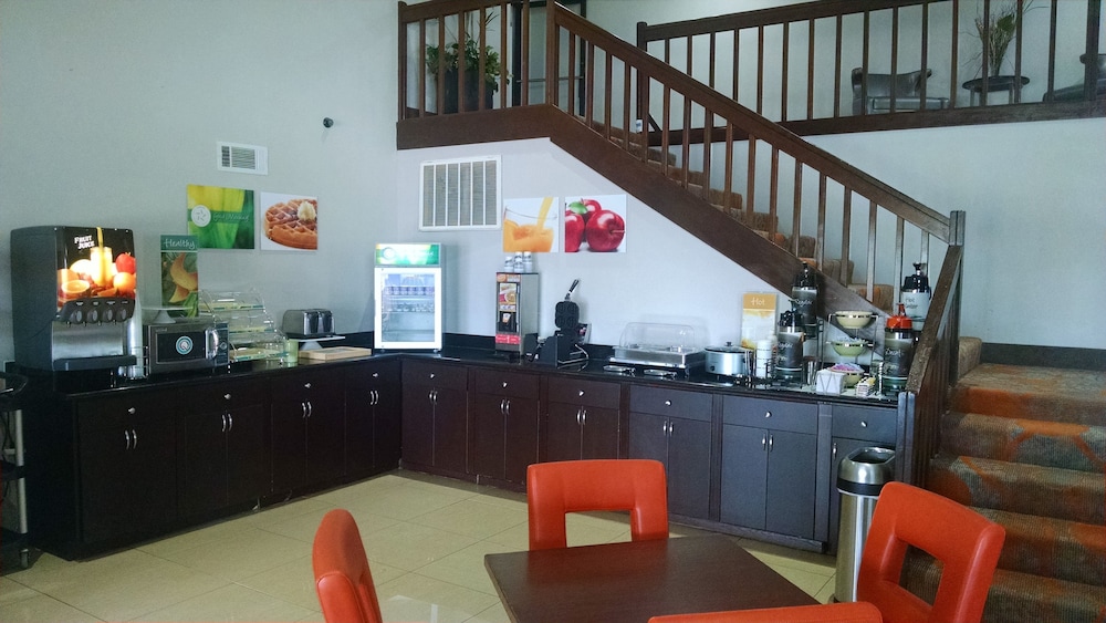 Quality Inn & Suites Stuttgart North